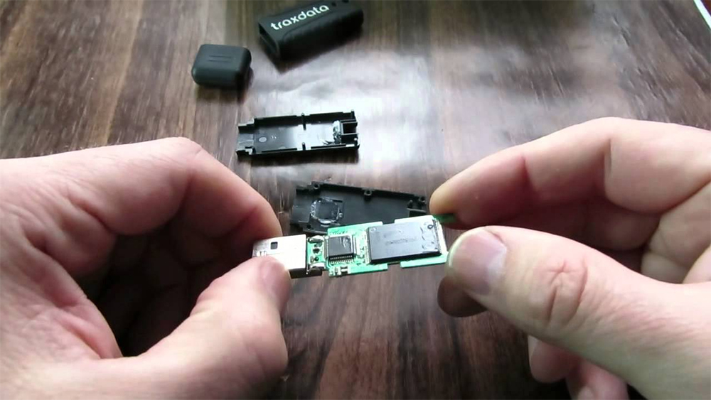 Разборка USB-флешки
